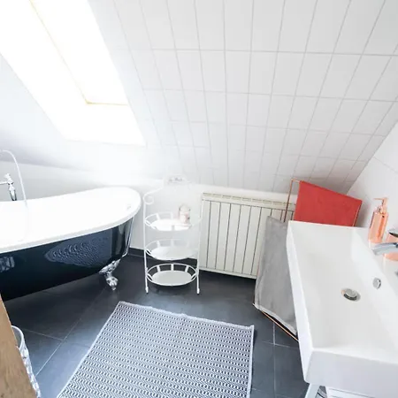 Golding - Flat 3 Dresda