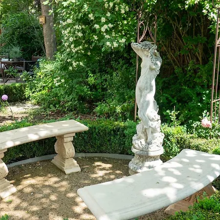 Апартаменты Golding - Flat 3 *