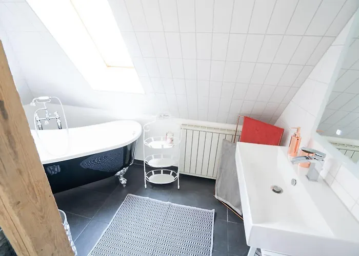 Golding - Flat 3 드레스덴